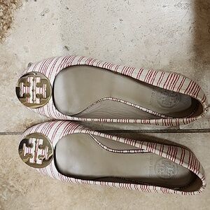 Tori Burch Reva ballet flats shoes piano stripe red gold Sz 7